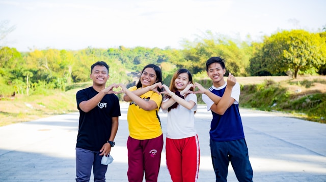 Mand53rellixia komunita